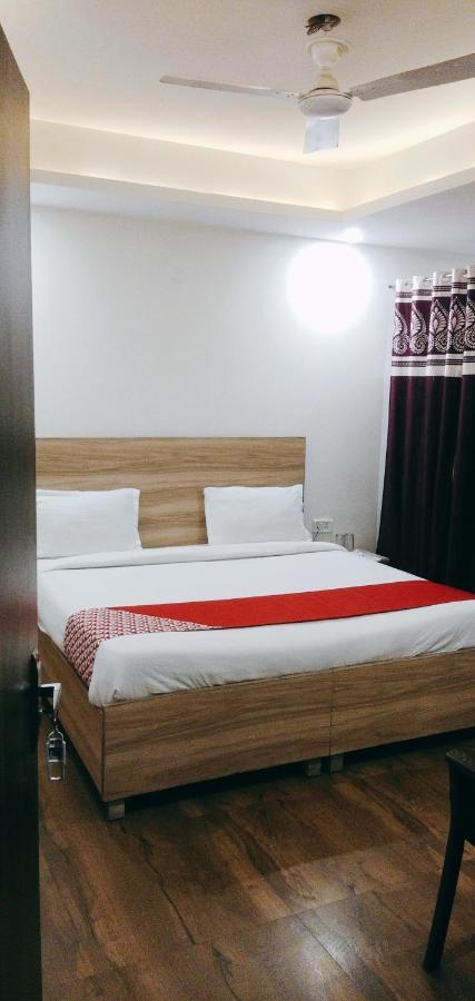 Hotel Golden Bliss At New Delhi Airport Exterior foto